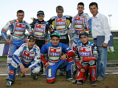 Matěj Kůs s týmem, ZP Pardubice – PSK Olymp Praha, 2012