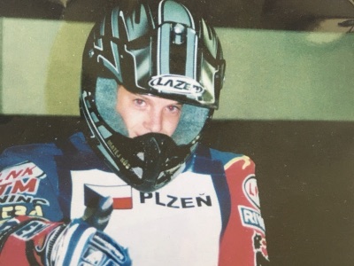 Matěj Kůs v helmě na motorce, první sezona 2004
